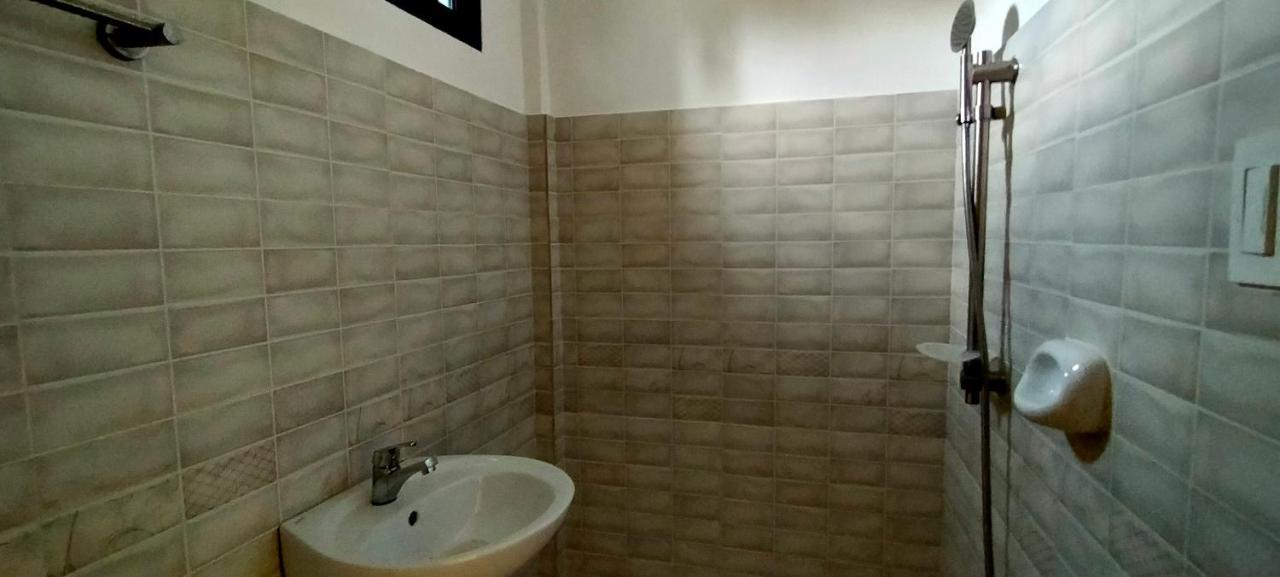 Havenly Guesthouse And Body Massage Spa موالبوال المظهر الخارجي الصورة